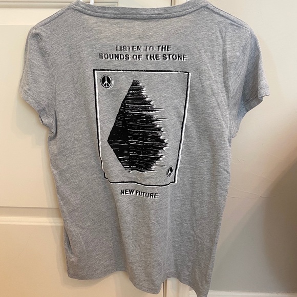 VOLCOM T - Shirt - Picture 2 of 3